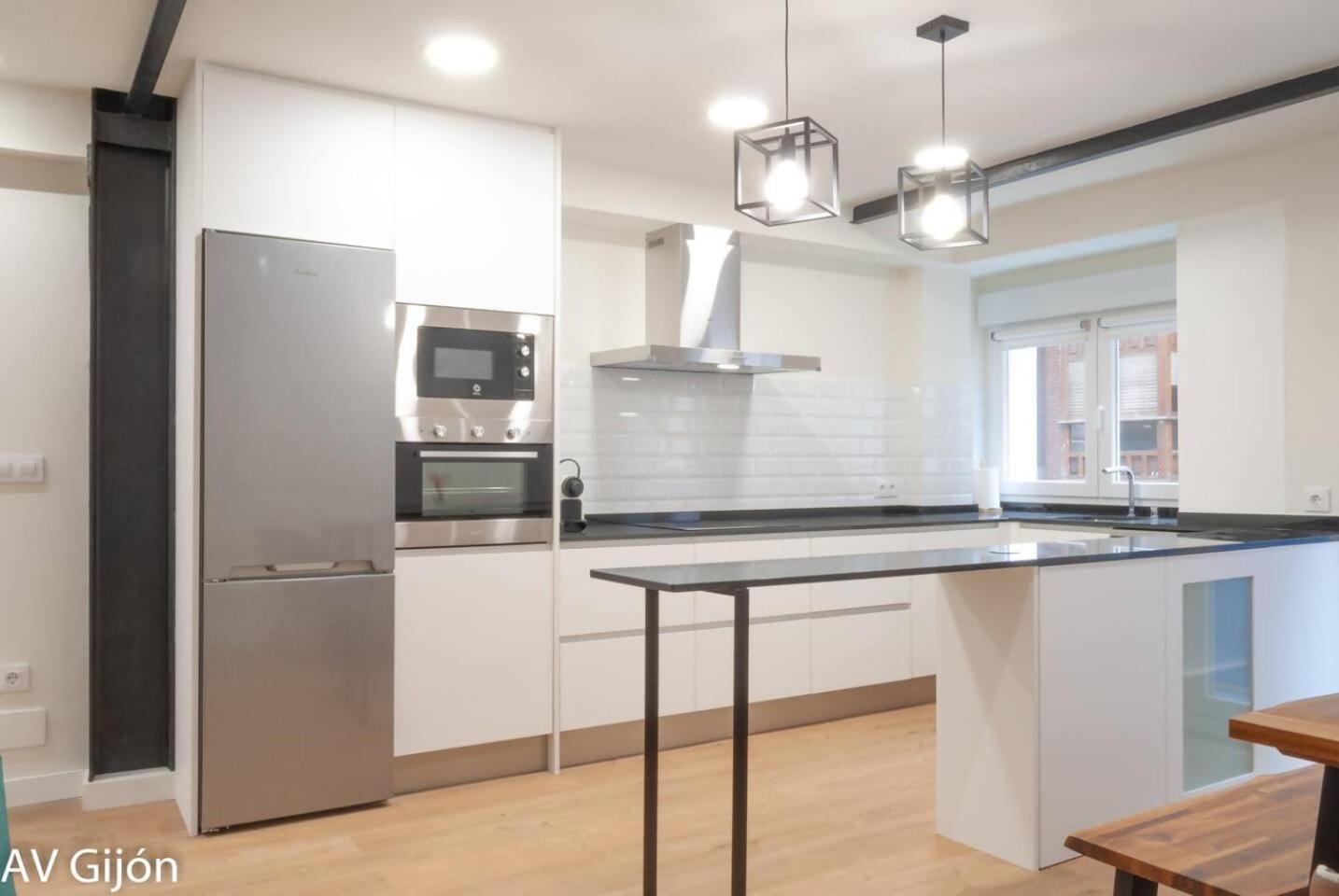 Apartamento La Playa 17 Gijón Buitenkant foto
