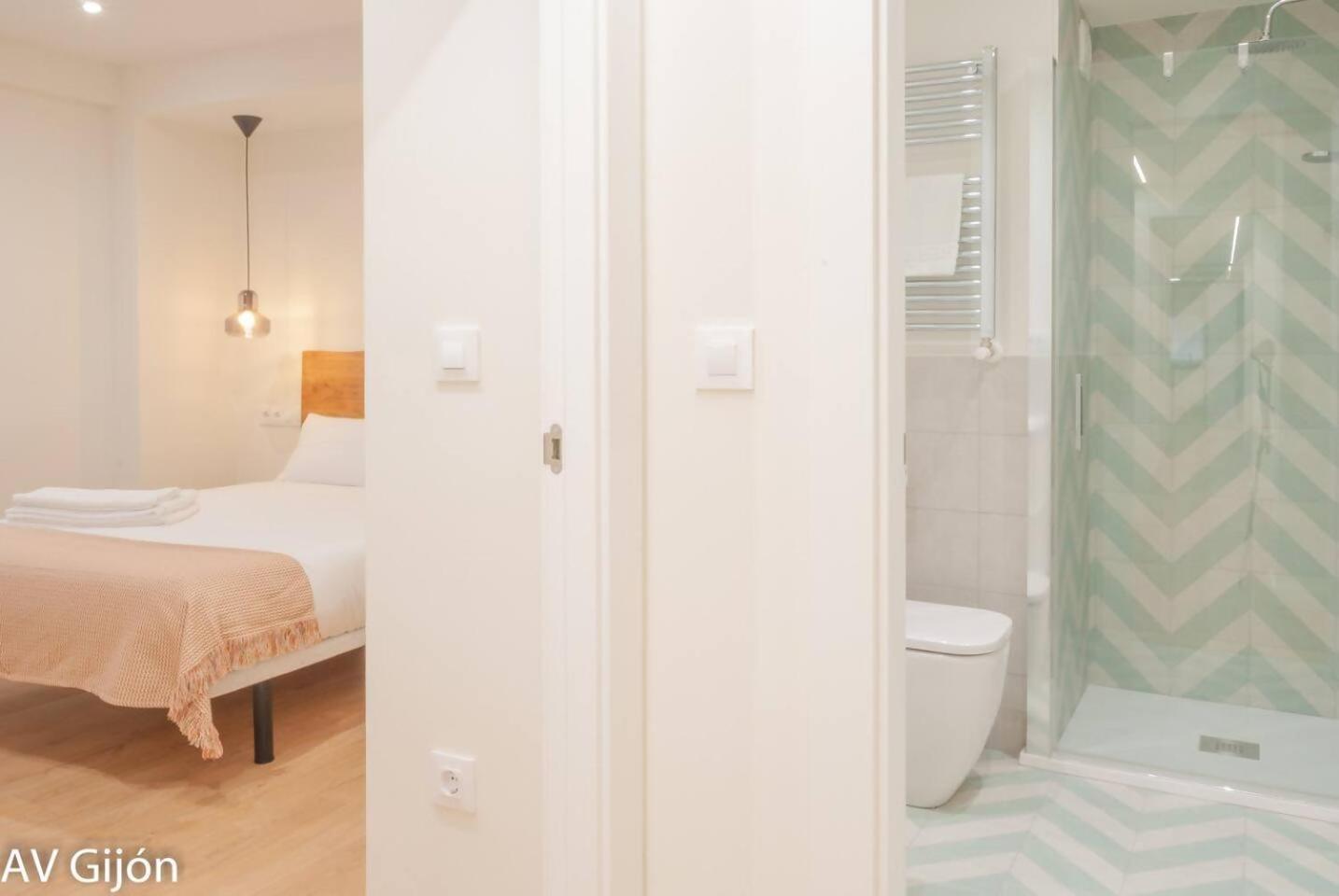 Apartamento La Playa 17 Gijón Buitenkant foto