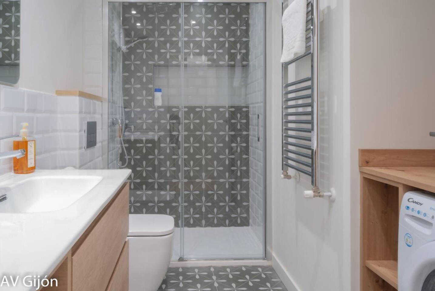 Apartamento La Playa 17 Gijón Buitenkant foto