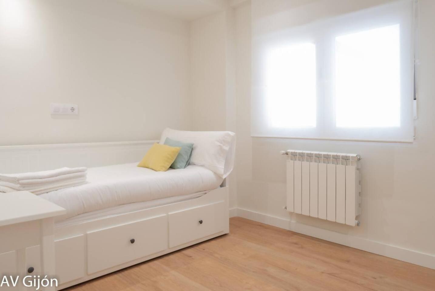Apartamento La Playa 17 Gijón Buitenkant foto