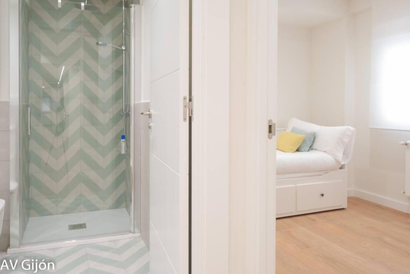 Apartamento La Playa 17 Gijón Buitenkant foto
